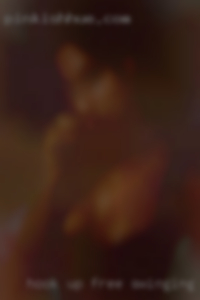 HOOK UP FWB  and more free swinging and more.