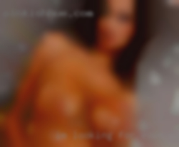 Im looking Eden, WI for  Casual hookups.