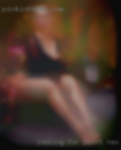 LOOKING FOR A KINKY FEMALE/CPL Point, New Jersey TONIGHT.